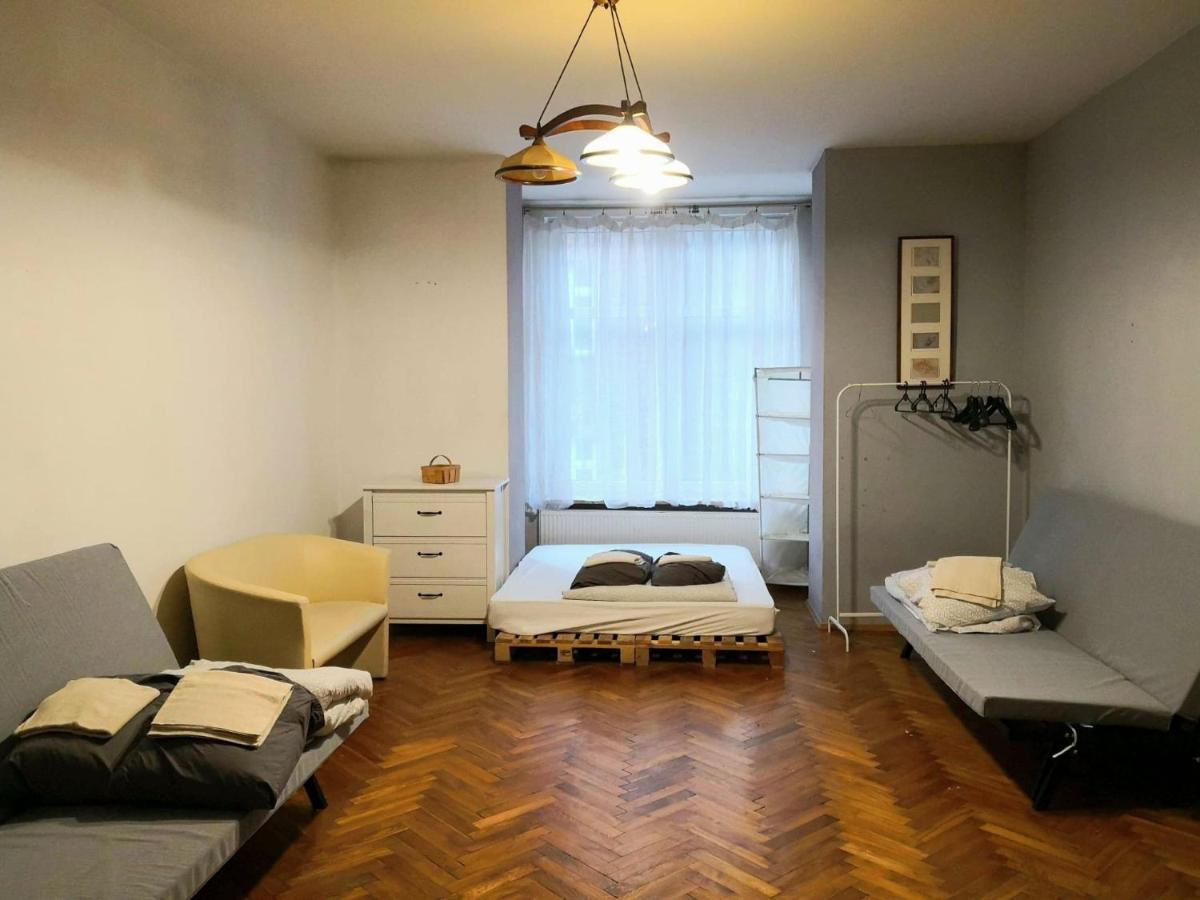 Spacious Apartment Cracovia Exterior foto